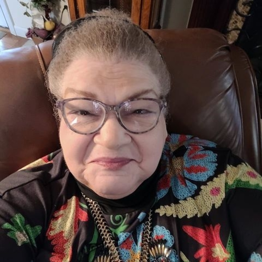 Meet your Posher, Brenda